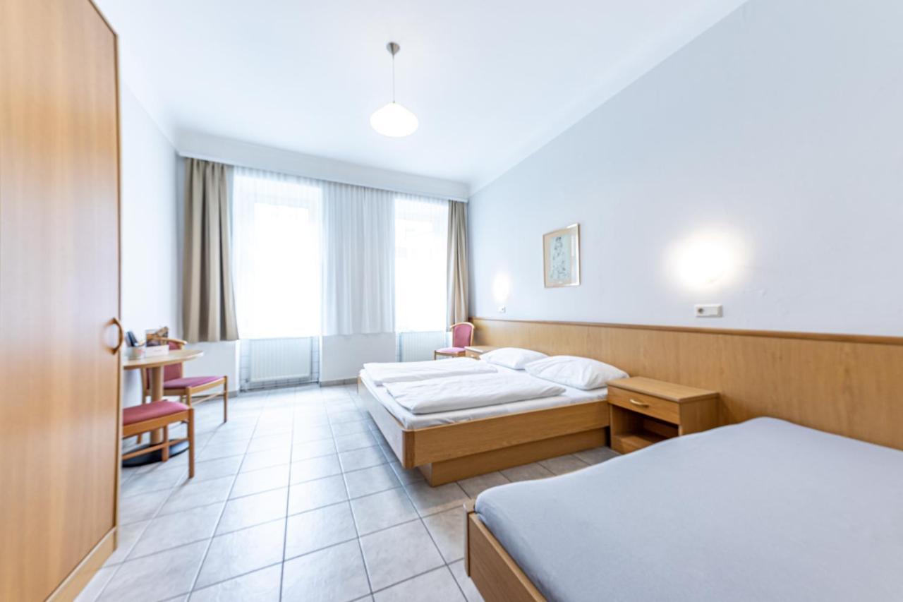 Hotel-Pension Fuenfhaus Vienne Extérieur photo