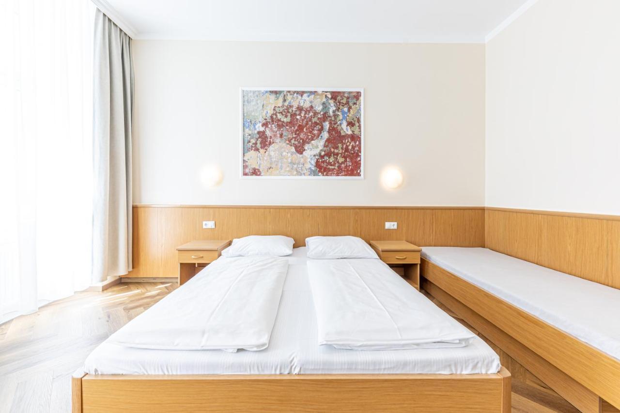 Hotel-Pension Fuenfhaus Vienne Extérieur photo