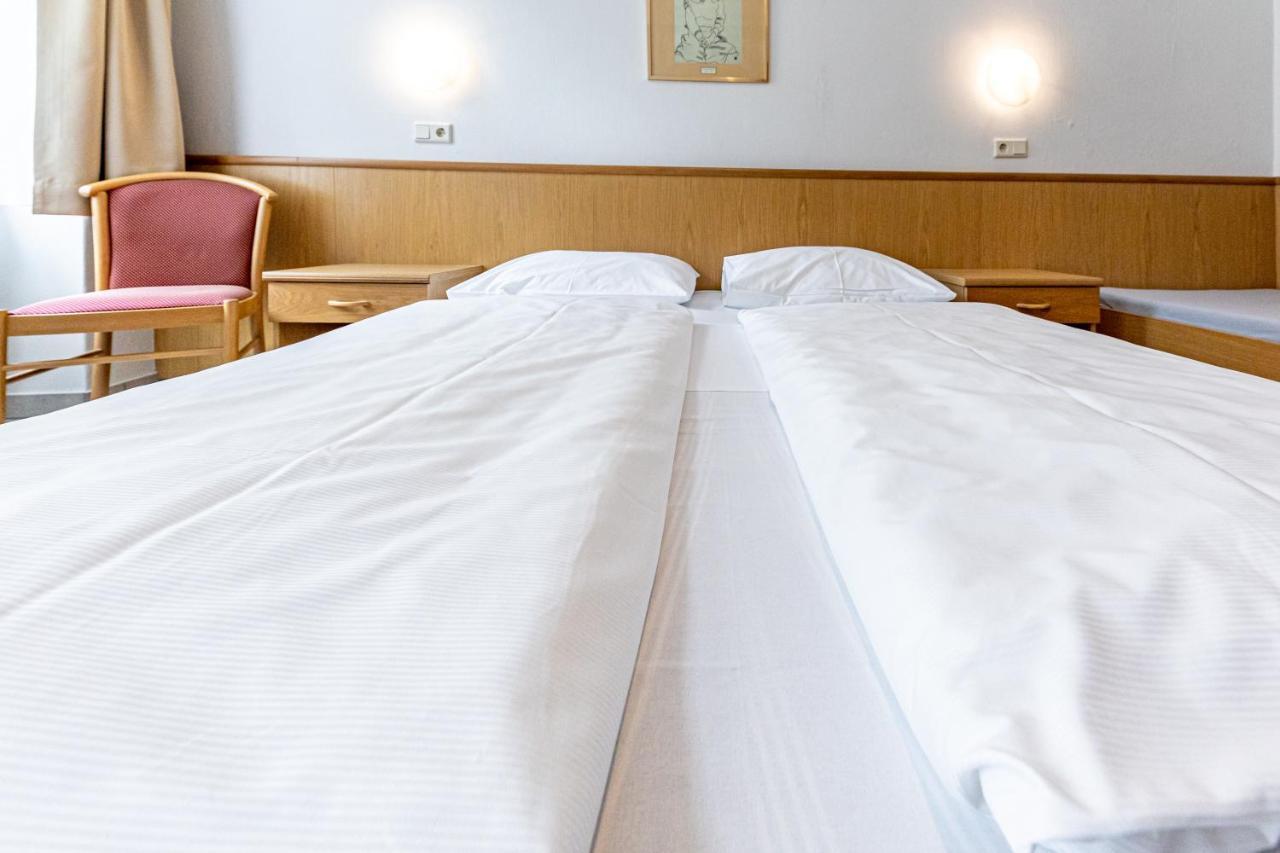 Hotel-Pension Fuenfhaus Vienne Extérieur photo