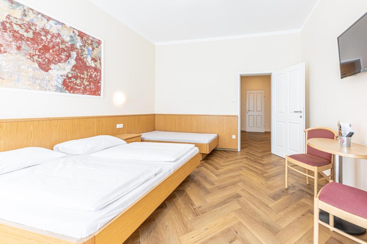 Hotel-Pension Fuenfhaus Vienne Extérieur photo