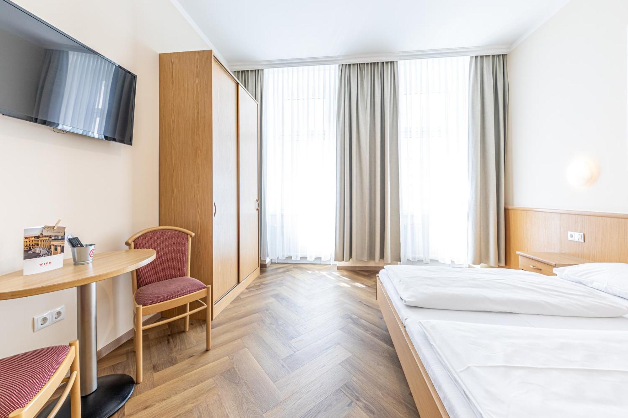 Hotel-Pension Fuenfhaus Vienne Extérieur photo